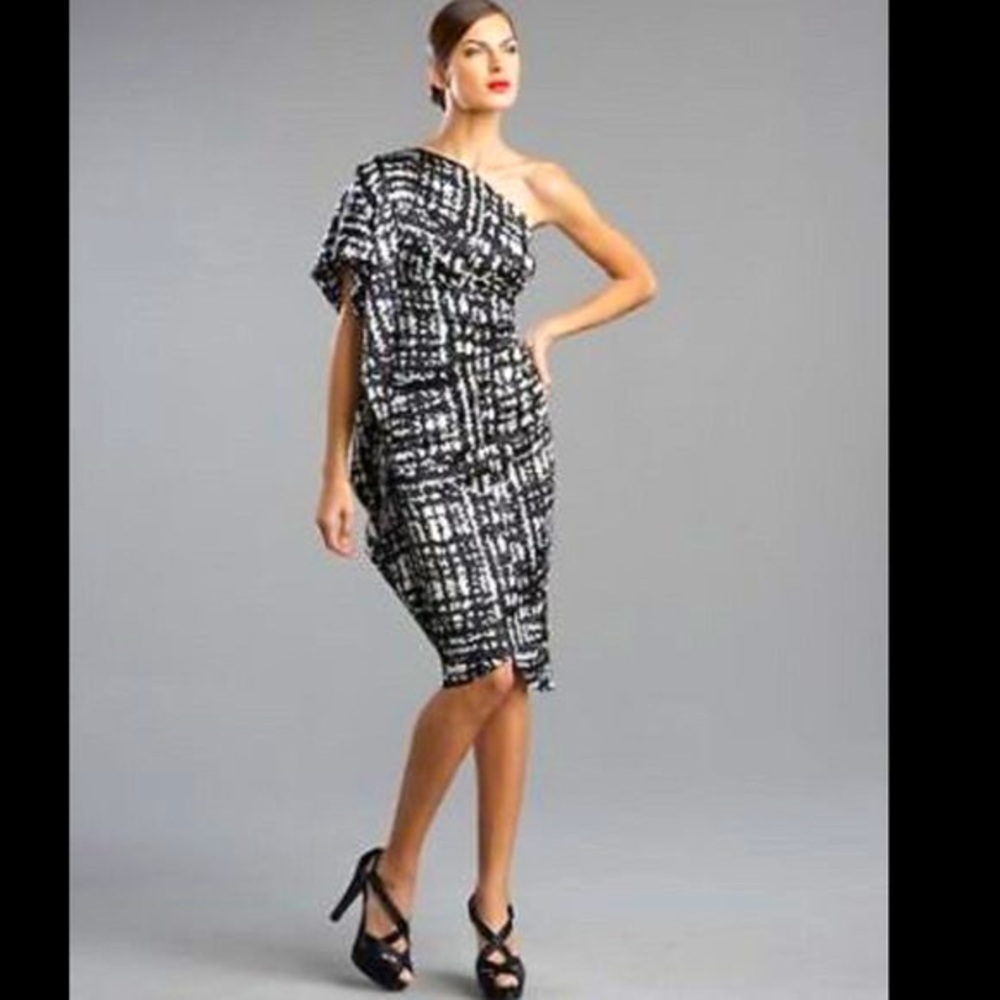 St. John Black and White One Shoulder Silk Dress Size 10